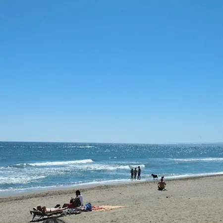Διαμέρισμα Superb Front Line Location With Heated Pool *